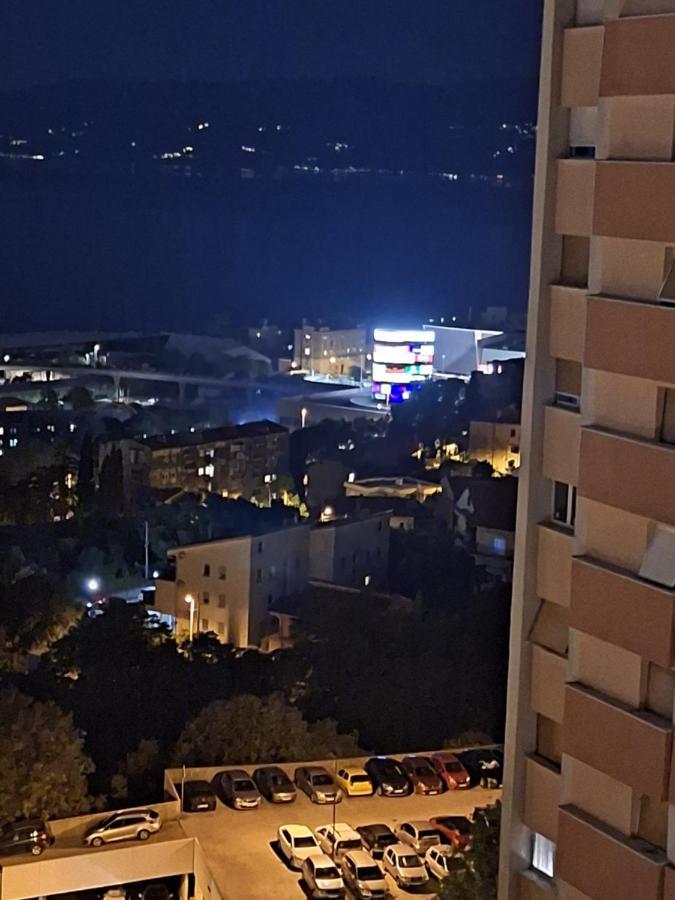 Appartement Apartman Dea à Rijeka Extérieur photo